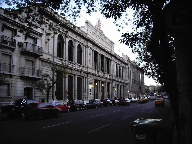 Ayacucho 341